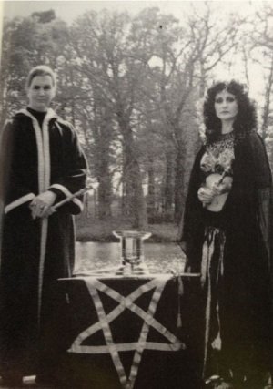 50f0fa54189ad4bd44954d96d145cb68--occult-art-in-the-army.jpg